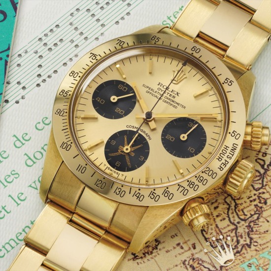 A fine, rare and very attractive yellow gold chronograph wristwatch with bracelet and guarantee, made for the Sultanate of Oman